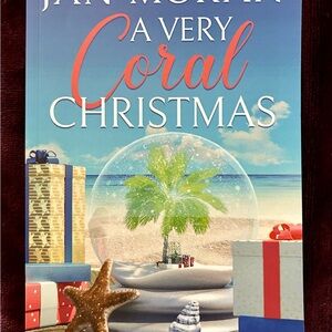 A Very Coral Christmas Novella, Author Jan Moran